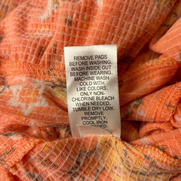 “So” Mini Sundress. Size XS (Junior). Coral /Peach and floral design. - Picture 7 of 7